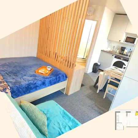 Jolie Studio Pres De Paris 19 M2 Daire